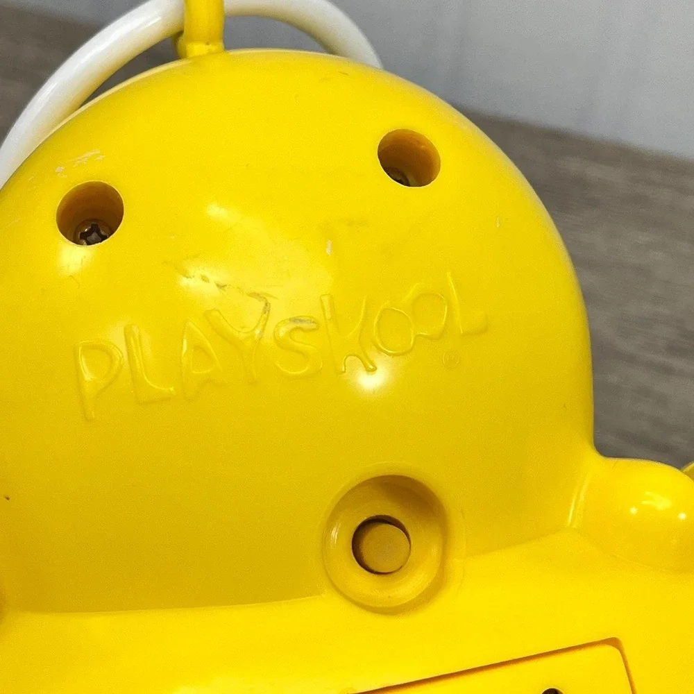 Vintage 1983 Nursery Musical‎ Toy, Playskool Chikadee Toy
